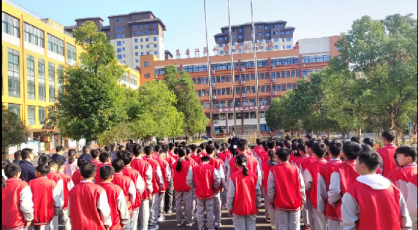 嵩县双语学校：城市零元生存体验活动